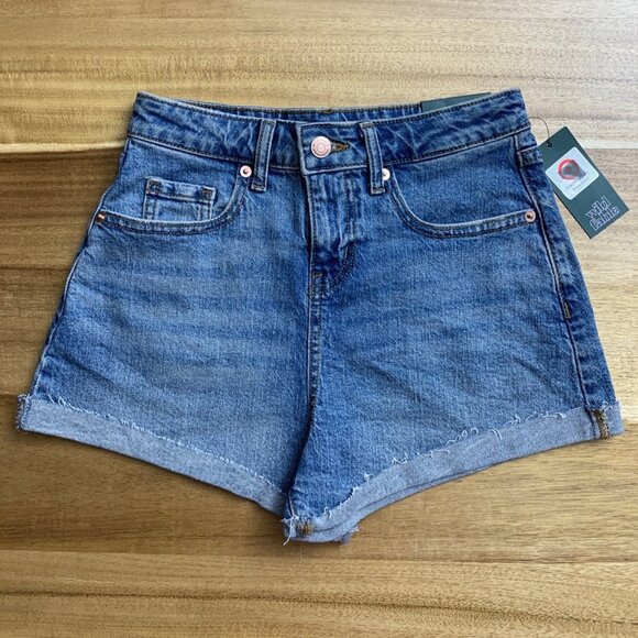 Wild Fable Junior Teens High-Rise Rolled Cuff Blue Denim Shorts Size 00 XXS - Picture 9 of 9